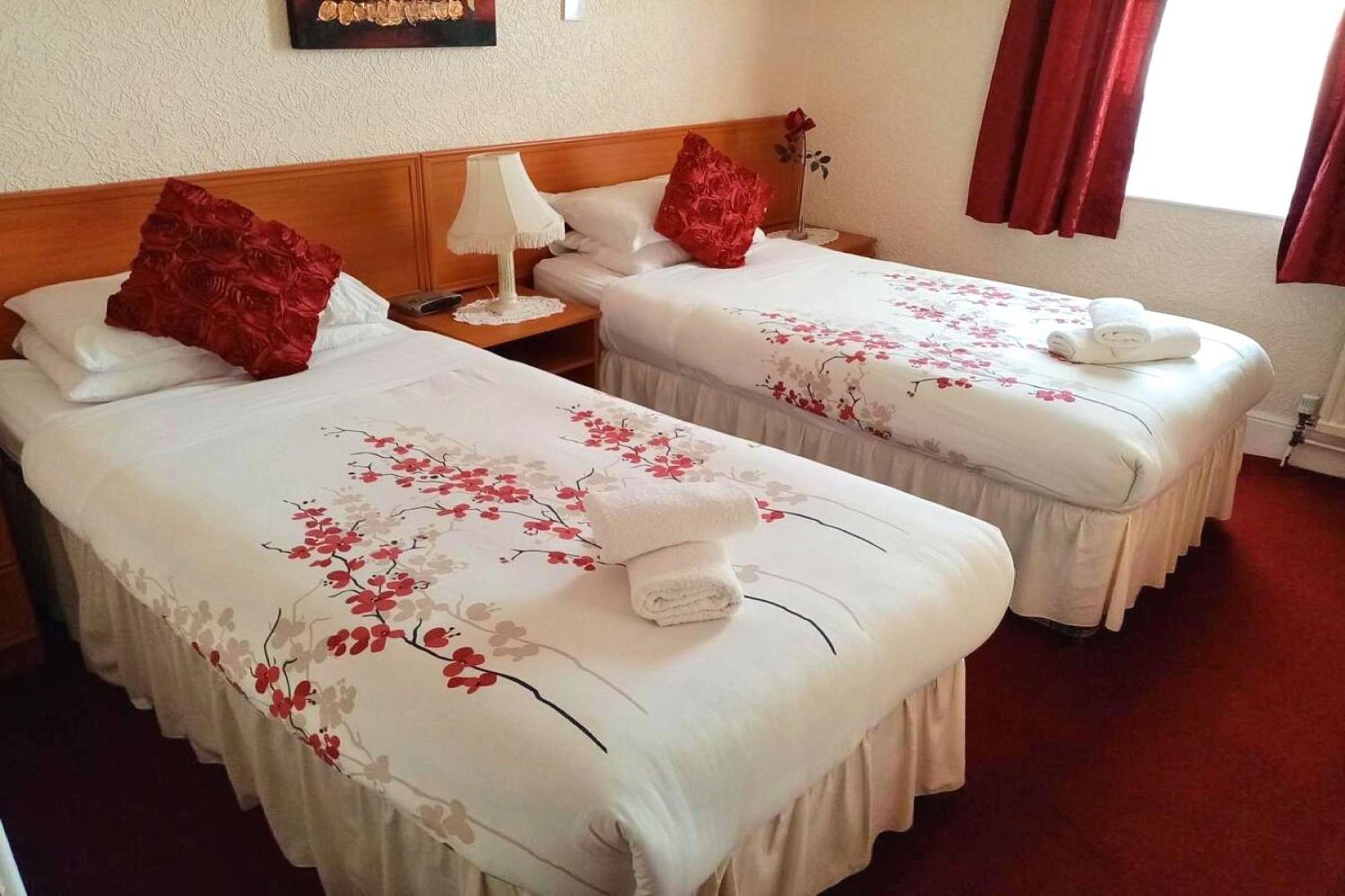 Fjaerland Hotel Горад Грэйт Ярмут Екстериор снимка